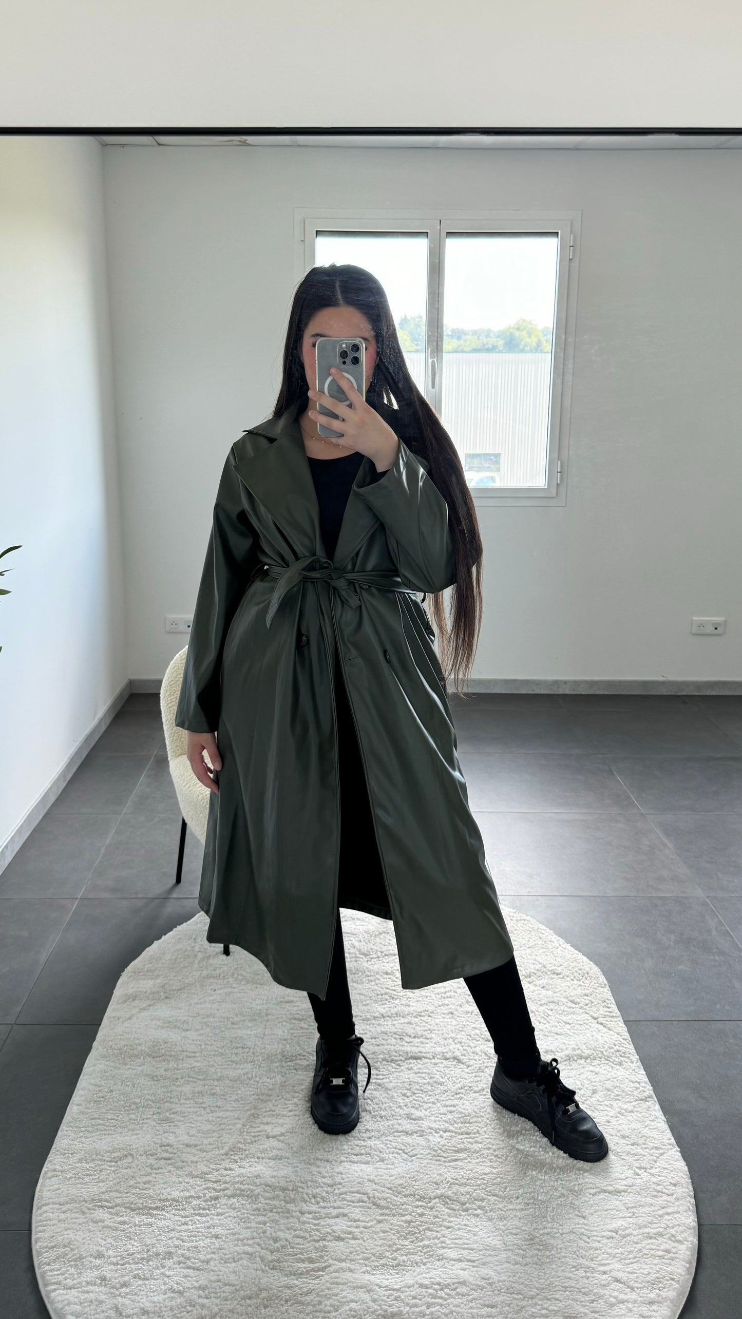 Trench kaki simili cuir